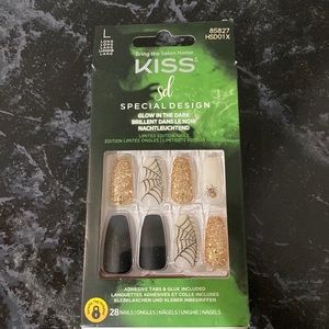 Kiss Special Design glue/press on nails